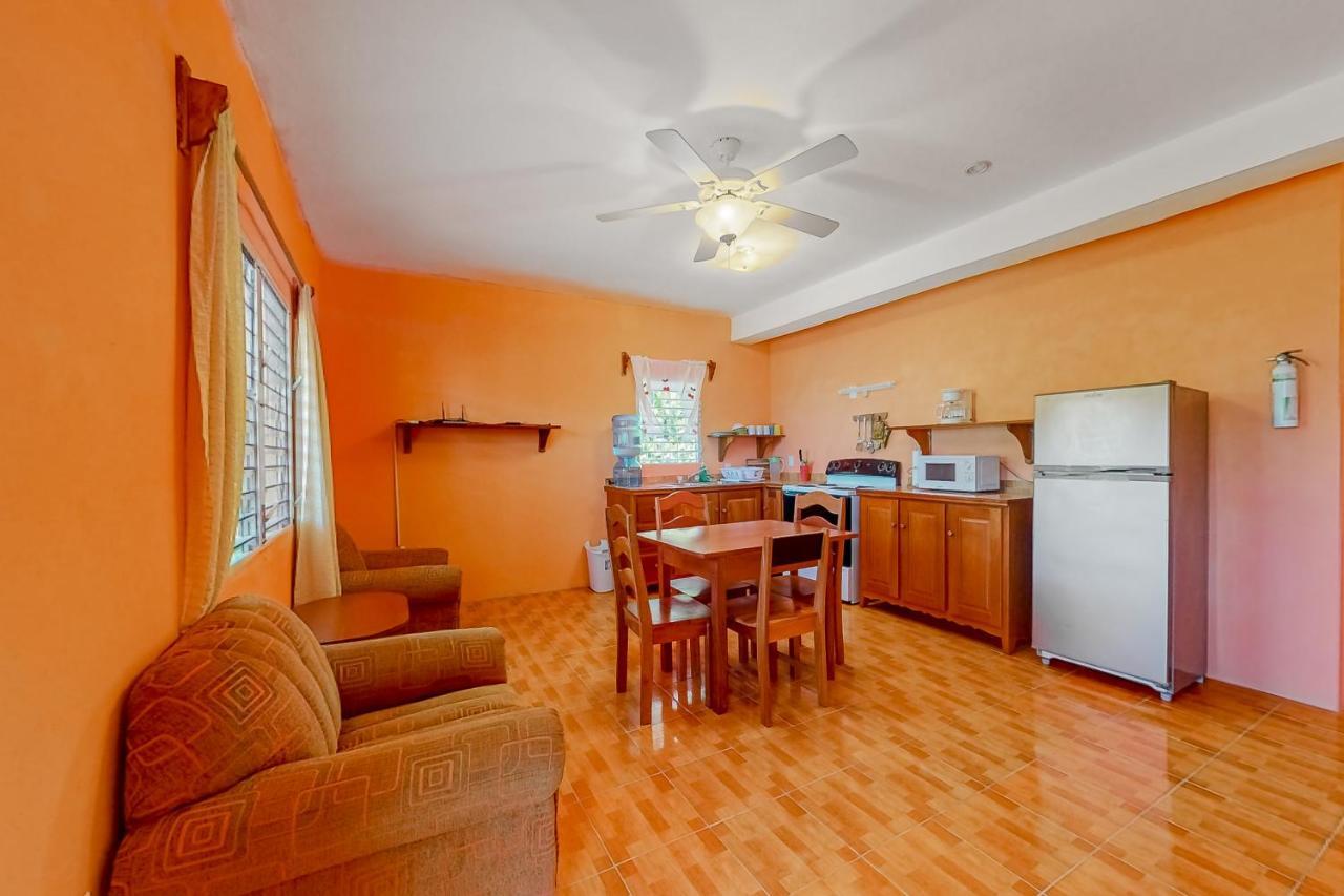 De Real Macaw Apartamento Caye Caulker Exterior foto